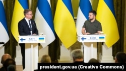Президент України Володимир Зеленський і прем'єр-міністро Фінляндії Петтері Орпо (ліворуч). Київ, 23 серпня 2023 року, ілюстративне фото