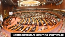 د پاکستان د قامي اسمبلۍ د عمومي غونډو د تالار پخوانی انځور.