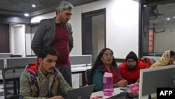 په رونیز پروګرام کې له ۱۸ ته ۳۵ کلونو کسان برخه اخیستی شي ـ انځور له ارشیفه.