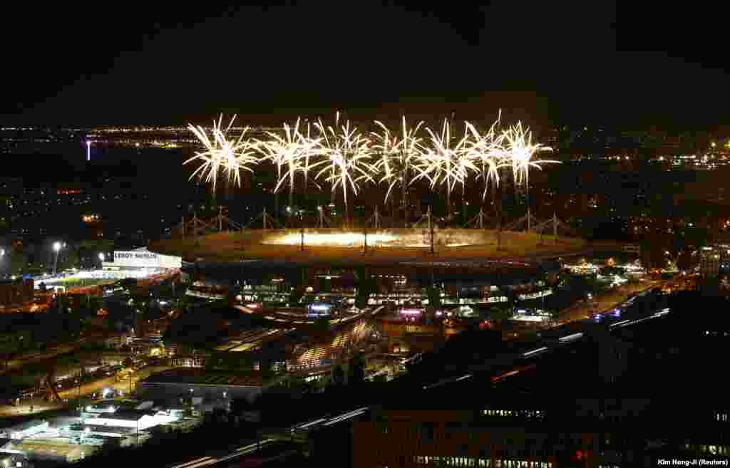 Наступні літні Ігри відбудуться в Лос-Анджелесі 14-30 липня 2028 року. До програми цієї Олімпіади включено п'ять нових видів: флаг-футбол, сквош, лакрос, бейсбол/софтбол та крикет &nbsp;