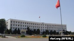 Здание муниципалитета Оша. 