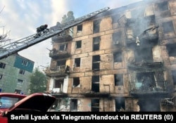 Наслідки удару ракетою по житловому будинку у Кривому Розі, 13 червня 2023