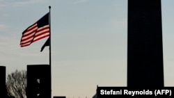 POLITICO: ვაშინგტონმა, შესაძლოა, საქართველოს გამოუყოს დახმარების მსხვილი პაკეტი ეკონომიკისა და უსაფრთხოების სფეროში, თუკი საქართველოს მთავრობა შეწყვეტს უკუსვლას ადამიანის უფლებების კუთხით. 