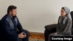 Омбудсмен Солтаев Мансур а, Сулейманова Седа а