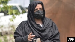 پاکستان کې د افغان کډوالو یوه مدافع وکیله، منیزه کاکړ