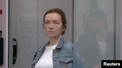 Алсу Курмашева Казань шаарындагы сотто. 1-июнь, 2024-жыл. 