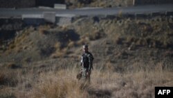 په وزیرستان کې يو امنيتي سرتيری - انځور له ارشیفه