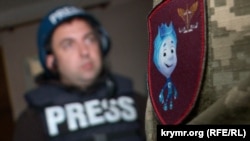 Шеврон на предплечье бойца 79-й ОДШБр «Фиксика»