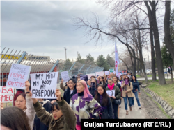 Аялдардын укуктарын коргоо акциясы. Бишкек, 8-март, 2023-жыл