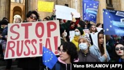 აქცია პარლამენტთან ე.წ. აგენტების კანონის წინააღმდეგ. 8 მარტი, 2023 წელი.