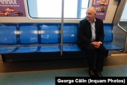 Medicul candidat Cătălin Cîrstoiu s-a plâns că a fost lăsat singur în campanie. Liderii coaliției PSD-PNL s-au plâns că nu le-a spus despre problemele de integritate pe care le are.