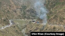  د شانګلې په بشام سیمه کې د چینایانو په موټر ځانمرګی برید شوی: انځور مارچ ۲۶، کال ۲۰۲۴