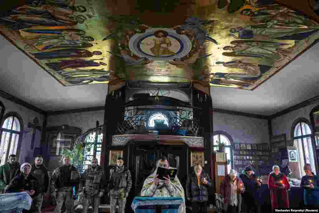 The service was attended by Ukraine's 4th Ivan Vyhovskiy Separate Tank Brigade and local worshipers. Ukrainian President Volodymyr Zelenskiy signed a law in July moving the official Christmas Day holiday to December 25.&nbsp;