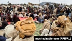 د انګور اډې اوسېدونکو د ۲۰۲۳ز کال له نومبر راهیسې پرلت ته دوام ورکړی دی - د ۲۰۲۴ز کال د فبرورۍ درېیمې انځور.