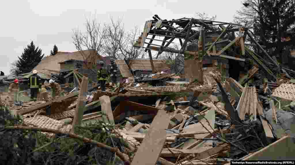 ЗАПОРІЖЖЯ &ndash; За даними влади, внаслідок ракетної атаки РФ по місту був зруйнований приватний будинок. Як повідомив голова Запорізької ОВА Юрій Малашко, вибуховою хвилею та уламками також було пошкоджені багатоповерхівки в одному з районів міста