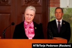 لحظه اعلام اعطای جایزه صلح نوبل به نرگس محمدی