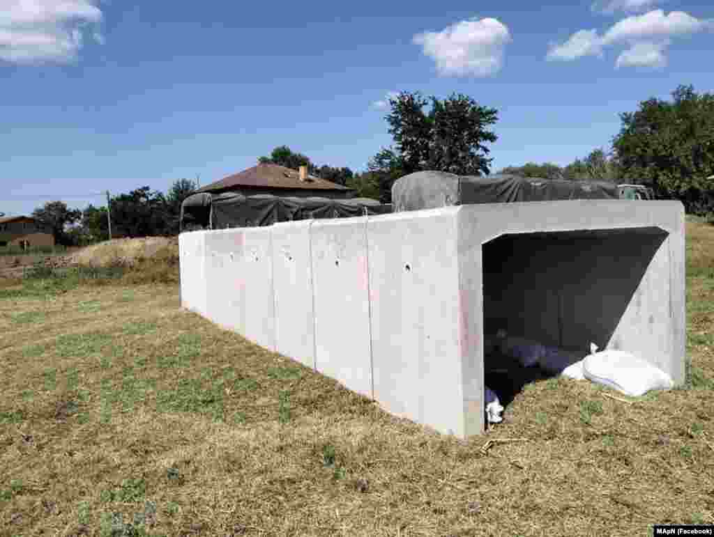 Adăpostul începe să prindă contur.