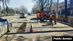 Бишкектеги жолдордун чуңкурларын жамоо иштери. 2024-жыл. 