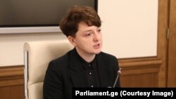 ანა აბაშიძე