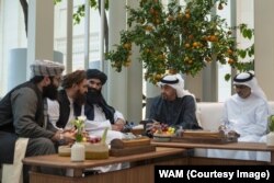 سراج الدین حقانی در ماه جوزا نیز به امارات متحده عربی سفر کرده بود