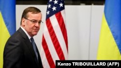  بوریس پیستور یوس وزیر دفاع جرمنی