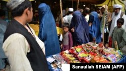 بازار خرید میوۀ خشک در قندهار