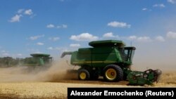 Єврокомісія не продовжила дію обмежувальних заходів щодо української агропродукції. Проте Польща, Угорщина та Словаччина вирішили запровадити заборону 