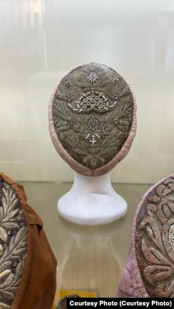 Повойник, который был у Оксаны дома