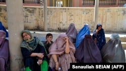 ارشیف: په کندهار کې بې وزله مېرمنې او ماشومان