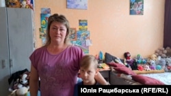 Оксана з сином