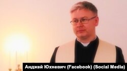 Анджэй Юхневіч, архіўнае фота