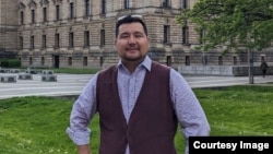 Руфат Султан.