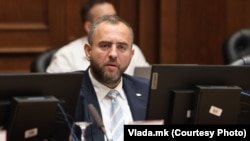 Mинистерот за внатрешни работи Панче Тошковски. 