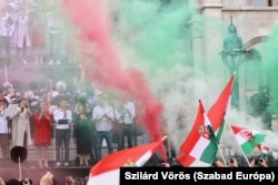 Imagine de la una din demonstrațiile organizate de Peter Magyar la Budapesta.