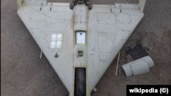 За даними військових, зафіксовано влучання ракет і 12 ударних БпЛА на шести локаціях, а також падіння уламків на восьми локаціях