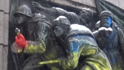 Heqja e propozuar e monumentit të ushtrisë sovjetike në Bullgari nxit protesta