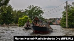 Херсон у воді, евакуація людей, 7 червня 2023 року, ілюстративне фото