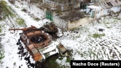 Херсонна гергарчу Посад-Покровскехь йохийна оьрсийн танк. 2023-чу шеран дечкен-бутт