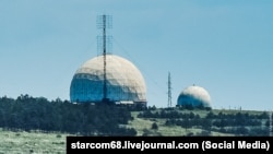 Радиолокационный узел 3-го радиотехнического полка на хребте Тепе-Оба, Феодосия (иллюстрационное фото)