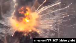 Украинский ракетный комплекс «Нептун» уничтожил новейший российский комплекс ЧП С-400 «Триумф» под Евпаторией. Скриншот с видео