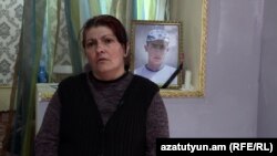 Мать погибшего в Донецкой области Украины Геворга Маргаряна 