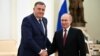 Lideri i serbëve në Bosnje, Millorad Dodik, dhe presidenti rus, Vladimir Putin. Moskë, 23 maj 2023.