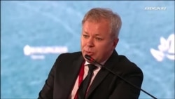 Экипажу лайнера аплодировали на открытии Восточного экономического форума