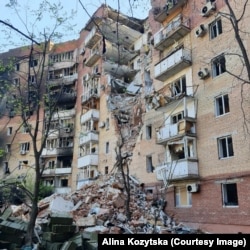 Будинок у Маріуполі, у якому в Аліни вціліла квартира