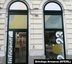 Intrarea noului Infocentru timișorean