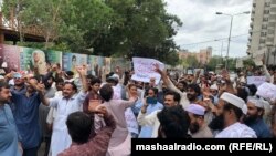 په وروستیو کې د خالد خان بېټني خوشې کولو لپاره پراخې مظاهرې شوې وې - د جولای ۲۳مې انځور.