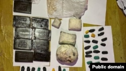 Уюшкан кылмыштуу топтон алынган маңзат. Июль, 2024-жыл. ИИМ тараткан сүрөт.