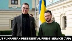 Александр Стубб (ліворуч) і Володимир Зеленський під час зустрічі в квітні 2024 року