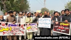 د کورمې مشرانو او فعالانو د اکتوبر پر ۲۹مه په احتجاج کې پر دواړو خواوو د اوربند کولو غږ وکړ. 