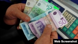 Ilustrativna fotografija, novčanice zvanične valute u Srbiji, foto arhiv